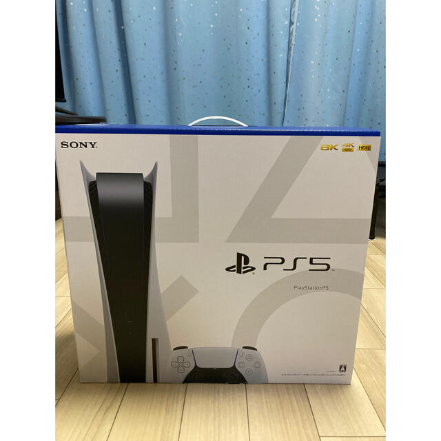 PlayStation(プレイステーション)のPS5 新品未使用　プレイステーション5 通常モデル エンタメ/ホビーのゲームソフト/ゲーム機本体(家庭用ゲーム機本体)の商品写真