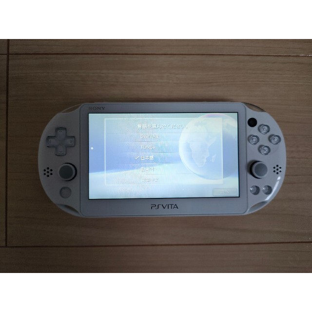 【即購入OK】PS Vita PCH-2000 グレイシャーホワイト【美品】 2