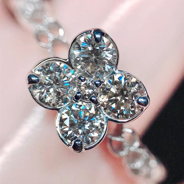 0.50ct ダイヤモンドリング K18WG ダイヤ 0.5ct フラワー 花 レディースのアクセサリー(リング(指輪))の商品写真