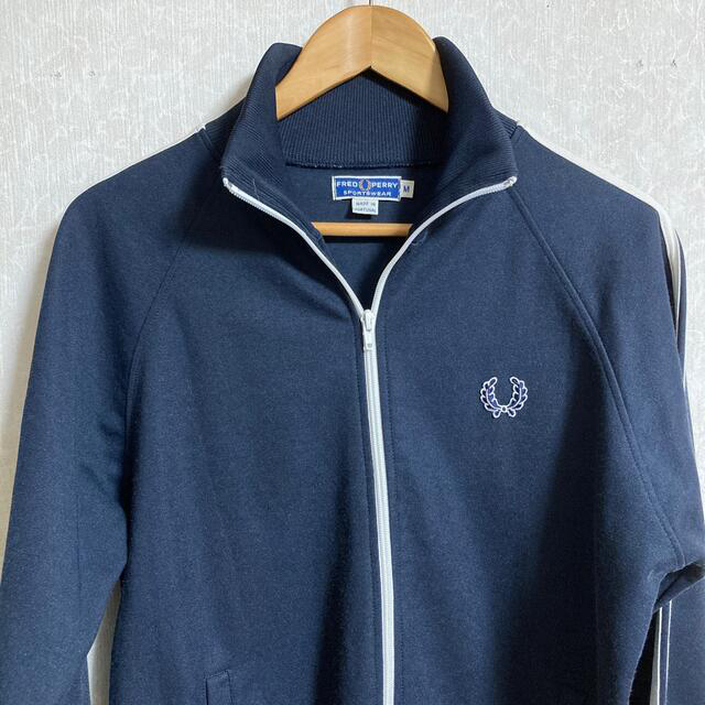 FRED PERRY ジャージ上サイズM　下Ｌ