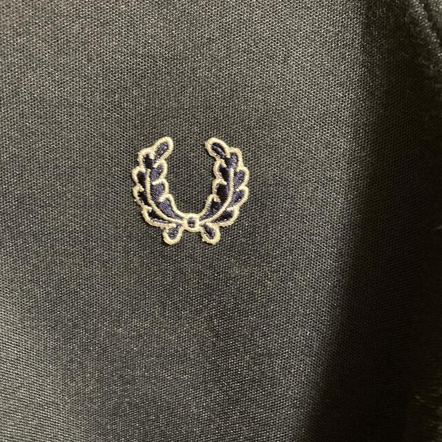 FRED PERRY ジャージ上サイズM　下Ｌ