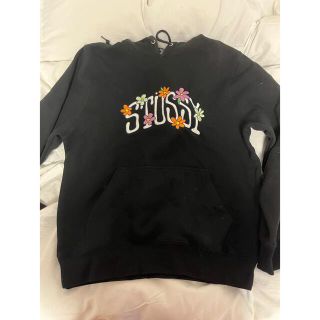 新品 STUSSY ロゴ刺繍入り パーカー 黒 フローラルフーディ