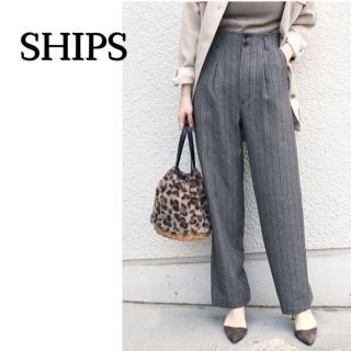 シップス(SHIPS)の可愛くマニッシュ♪　ストライプワイドパンツ　グレー　Ｍ(カジュアルパンツ)