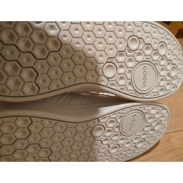 adidas(アディダス)のadidas　スニーカー　コアブレイク レディースの靴/シューズ(スニーカー)の商品写真