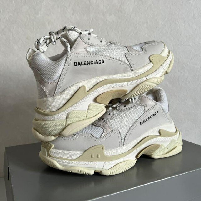 最初の TRIPLE バレンシアガ BALENCIAGA - Balenciaga S 42 トリプル