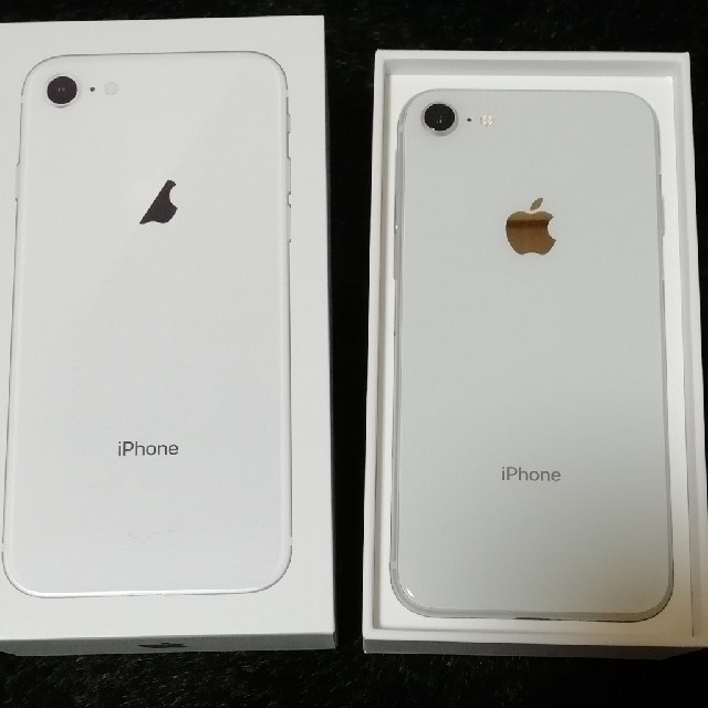 iPhone(アイフォーン)のiphone8 64gb simフリー スマホ/家電/カメラのスマートフォン/携帯電話(スマートフォン本体)の商品写真