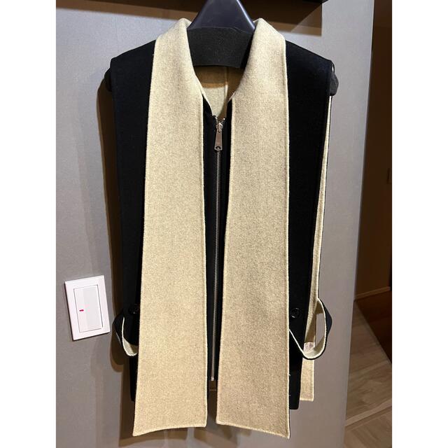 MASU SCARF COLLAR BLACK VEST