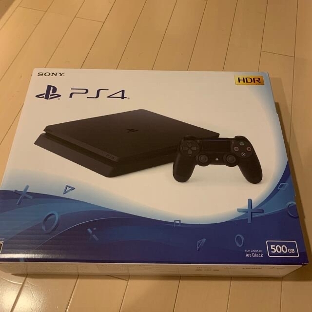 PlayStation 4 ブラック 500GB CUH-2200A ソフト3本