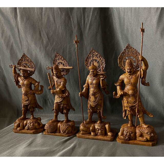 総柘植材 仏教工芸品 時代彫刻 一刀彫 極上彫 木彫仏像 四天王立像の