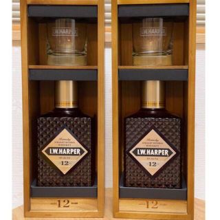 【人気急上昇】飲料/酒キリン - 限定品 木箱箱入り グラス付き IWハーパー12年 750ml 2本の