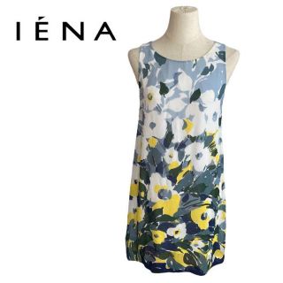 イエナ(IENA)のIENA イエナ　ワンピース　花柄　ノースリーブ　水色　黄色　白　爽やか(ひざ丈ワンピース)