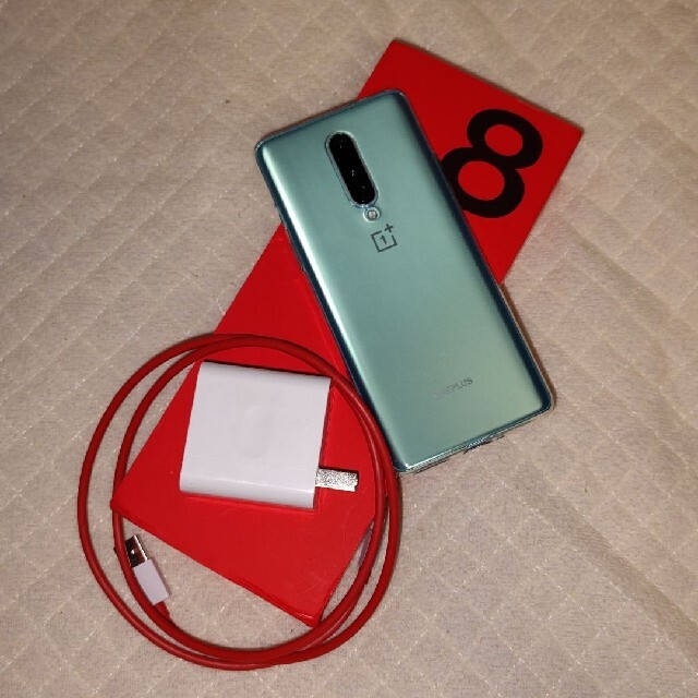 【人気商品!】 OnePlus 8 8GB/128GB スマートフォン本体 【人気商品!】 OnePlus 8 8GB/128GB スマートフォン本体