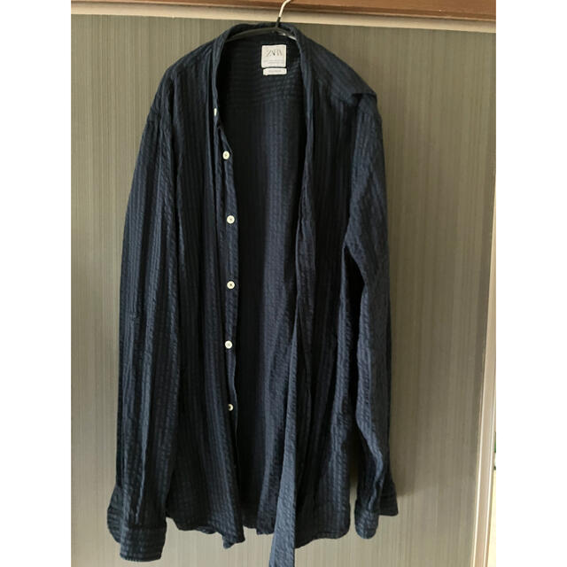 ZARA(ザラ)のzaraシアサッカーシャツ メンズのトップス(シャツ)の商品写真