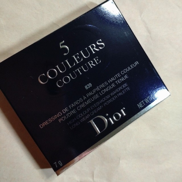 Christian Dior(クリスチャンディオール)のディオール　 サンク クルール 839ポプリン コスメ/美容のベースメイク/化粧品(アイシャドウ)の商品写真