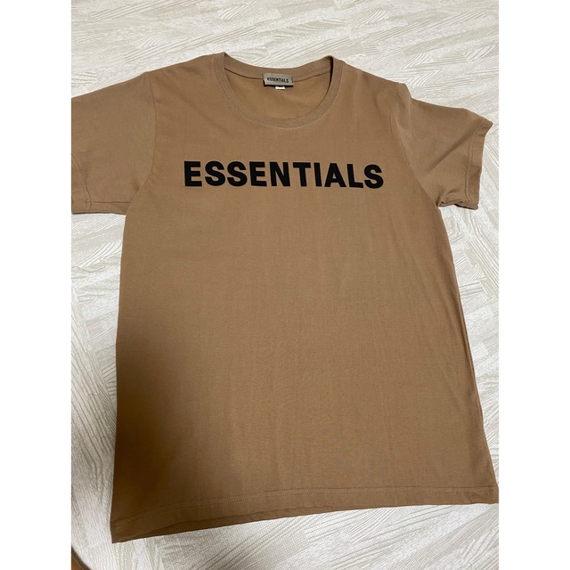 【新品、未使用】essential Tシャツ　メンズ　レディース レディースのトップス(Tシャツ(半袖/袖なし))の商品写真