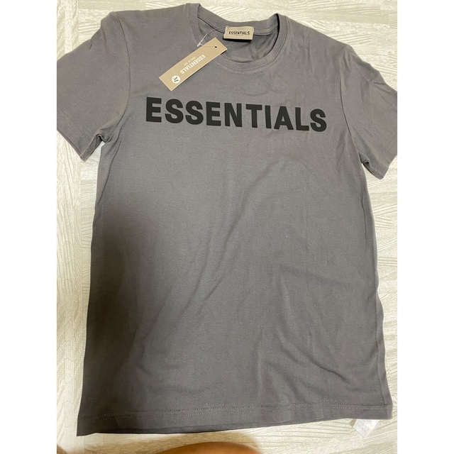 【新品、未使用】essential Tシャツ　メンズ　レディース レディースのトップス(Tシャツ(半袖/袖なし))の商品写真