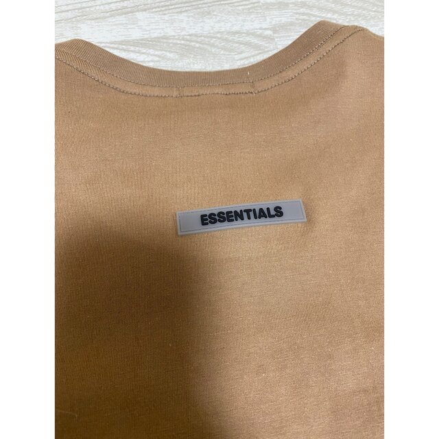 【新品、未使用】essential Tシャツ　メンズ　レディース レディースのトップス(Tシャツ(半袖/袖なし))の商品写真