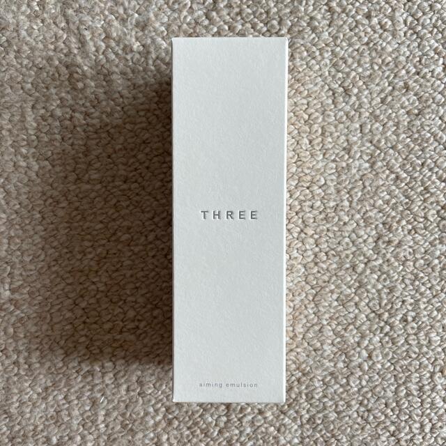 THREE(スリー)のTHREE エミングエマルジョン　新品未使用 コスメ/美容のスキンケア/基礎化粧品(乳液/ミルク)の商品写真