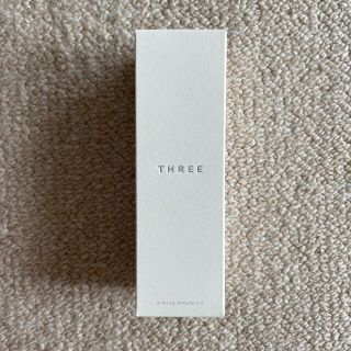 スリー(THREE)のTHREE エミングエマルジョン　新品未使用(乳液/ミルク)