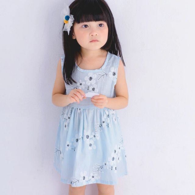 Plus Nao 花柄ノースリーブワンピース 120 キッズ/ベビー/マタニティのキッズ服女の子用(90cm~)(ワンピース)の商品写真