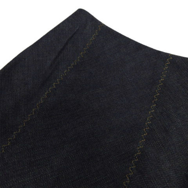 UNTITLED(アンタイトル)のUNTITLED スカート デニムス 裾フレア ミディ丈  インディゴ 紺 1 レディースのスカート(ひざ丈スカート)の商品写真