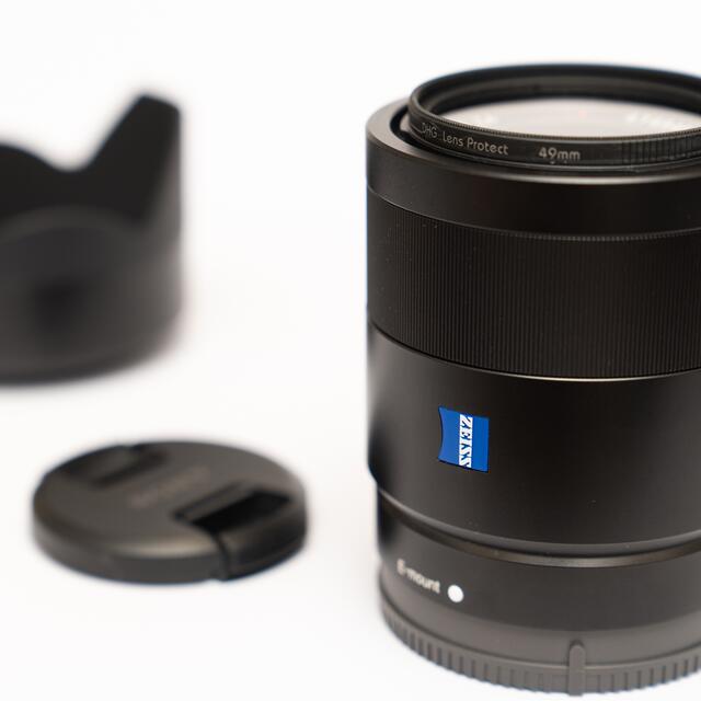 SONY(ソニー)のSonnar T* FE 55mm F1.8 ZA(SEL55F18Z)  スマホ/家電/カメラのカメラ(レンズ(単焦点))の商品写真