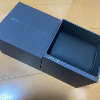 マークバイマークジェイコブス(MARC BY MARC JACOBS)のマークジェイコブス　MARC BY MARK JACOBS 時計　箱(ショップ袋)