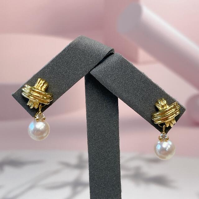 Tiffany & Co.(ティファニー)のキラキラ様　K18YGティファニー シグネチャー ピアス　 レディースのアクセサリー(ピアス)の商品写真