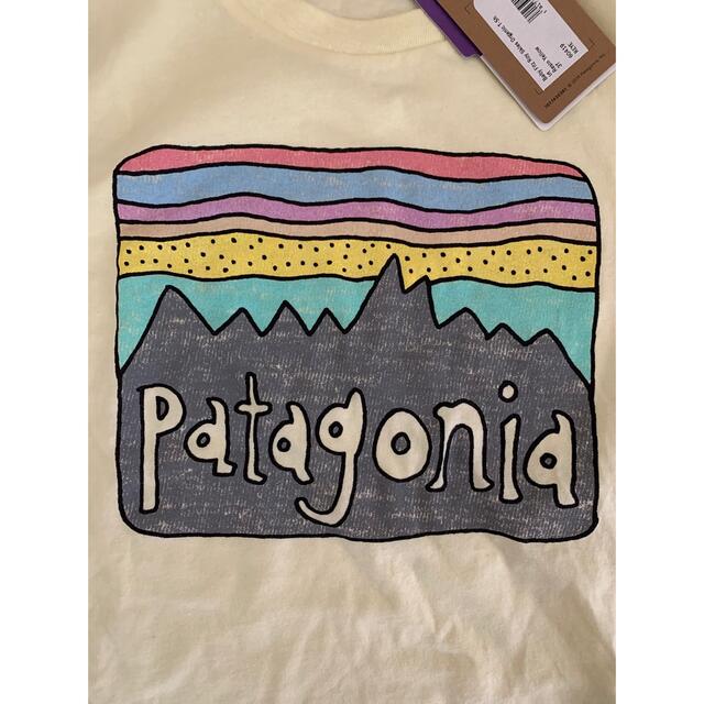 patagonia(パタゴニア)の新品タグ付き　パタゴニア  キッズ Tシャツ　3T キッズ/ベビー/マタニティのキッズ服男の子用(90cm~)(Tシャツ/カットソー)の商品写真