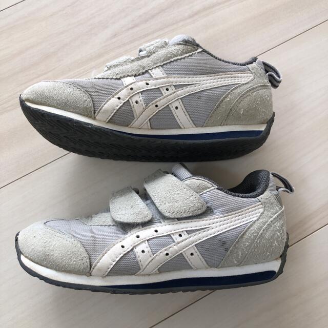 asics(アシックス)のasics スニーカー キッズ/ベビー/マタニティのキッズ靴/シューズ(15cm~)(スニーカー)の商品写真