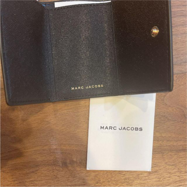 MARC JACOBS(マークジェイコブス)の◆MARC JACOBS◆三つ折り財布 M0015057レディース ウォレット レディースのファッション小物(財布)の商品写真