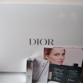 クリスチャンディオール(Christian Dior)のdior バスタオル ノベルティ サンプルおまけ付き(ノベルティグッズ)