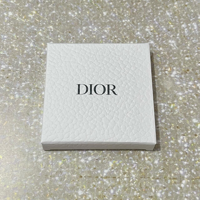 Dior(ディオール)のDIOR スマホリング スマホ/家電/カメラのスマホアクセサリー(その他)の商品写真