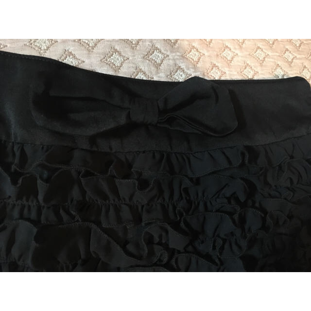 nadesico(ナデシコ)の専用です   nadesico 新品 リボン フリルスカート 黒とブルー系2点 レディースのスカート(ミニスカート)の商品写真