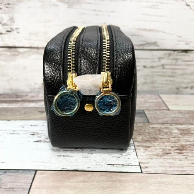 Tory Burch(トリーバーチ)の【新品】TORY BURCH PERRY BOMBE MINI 黒 レディースのバッグ(ショルダーバッグ)の商品写真