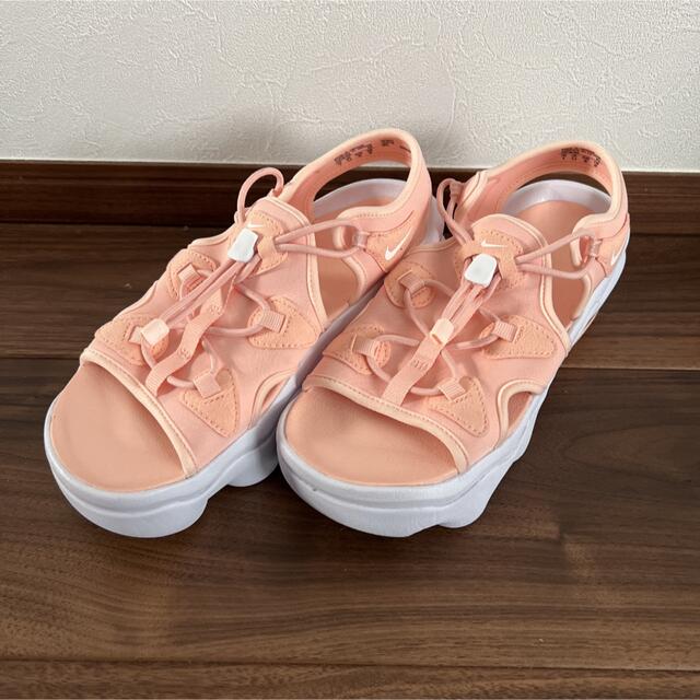 NIKE(ナイキ)の極美品♡ ナイキ エアマックス ココ ピンク コーラルピンク 25cm NIKE レディースの靴/シューズ(サンダル)の商品写真