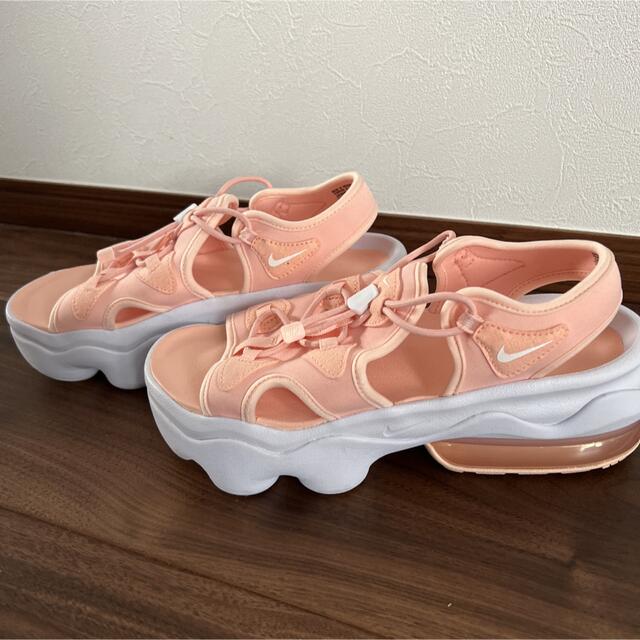 NIKE(ナイキ)の極美品♡ ナイキ エアマックス ココ ピンク コーラルピンク 25cm NIKE レディースの靴/シューズ(サンダル)の商品写真