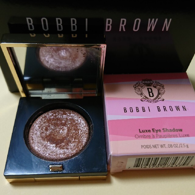 BOBBI BROWN(ボビイブラウン)のBOBBI BROWN ボビイブラウン 限定パケ オパールムーンストーン コスメ/美容のベースメイク/化粧品(アイシャドウ)の商品写真