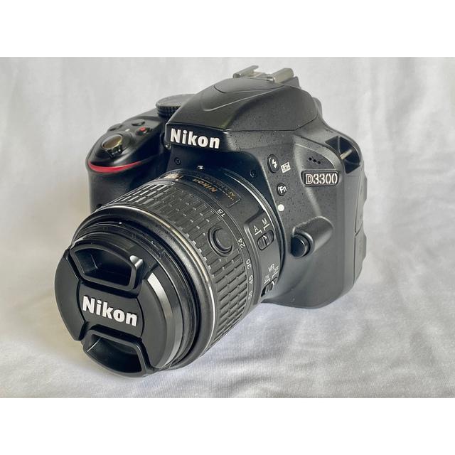 【美品】Nikon D3300 18-55 VR2 レンズキット BLACK