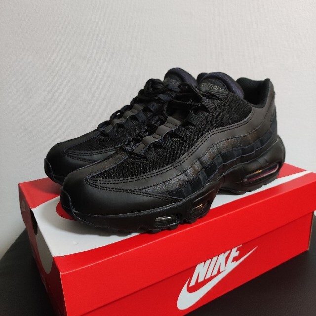 【試着のみ】NIKE AIR MAX 95 ESSENTIAL