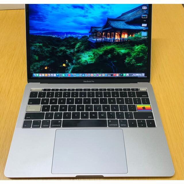 Apple(アップル)のMacBook Pro13インチ A1708 256GB スマホ/家電/カメラのPC/タブレット(ノートPC)の商品写真