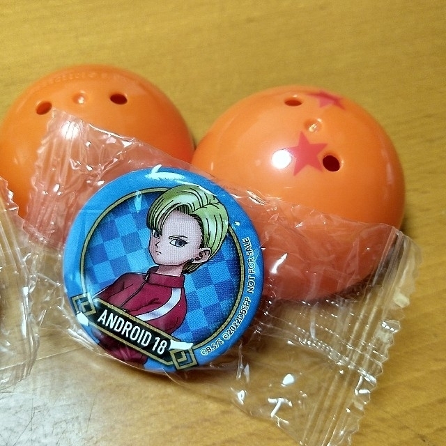 ドラゴンボール(ドラゴンボール)のくら ビッくらポン ドラゴンボール超 缶バッジ BULMA ANDROID18 エンタメ/ホビーのアニメグッズ(バッジ/ピンバッジ)の商品写真