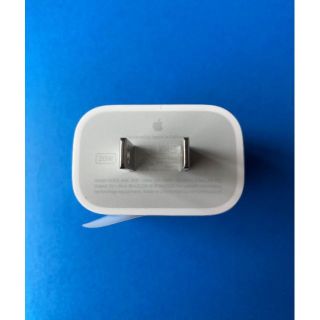 アップル(Apple)のApple USBーC 20W アダプタA2305 (バッテリー/充電器)