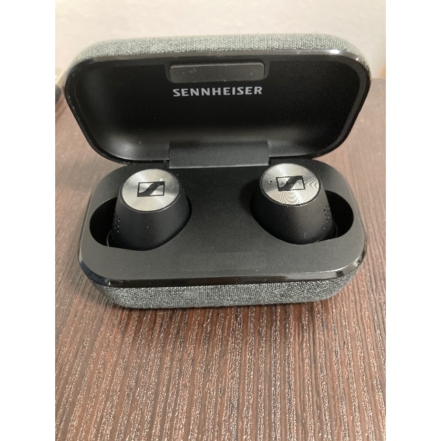 SENNHEISER(ゼンハイザー)のMOMENTUM True Wireless 2 スマホ/家電/カメラのオーディオ機器(ヘッドフォン/イヤフォン)の商品写真