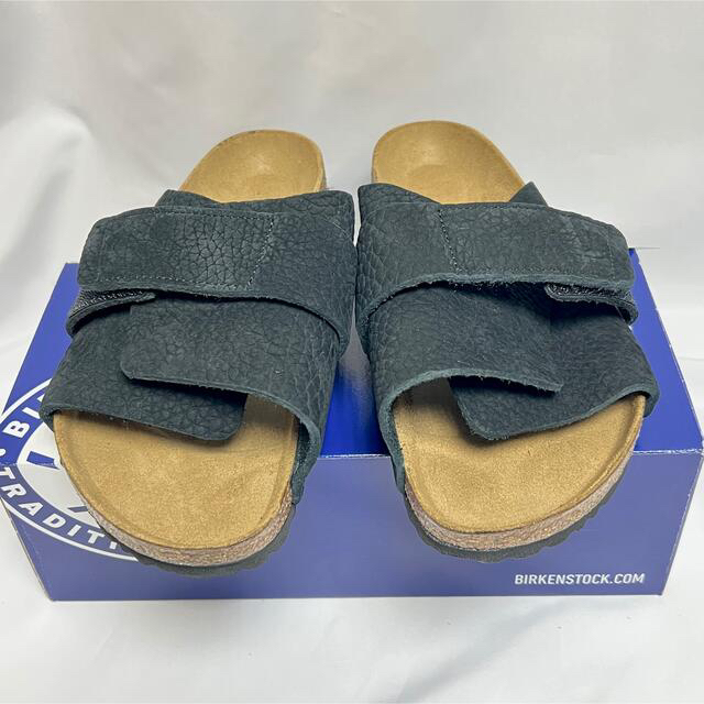 BIRKENSTOCK(ビルケンシュトック)のビルケンシュトック Kyoto レザー サンダル BIRKENSTOCK 黒 メンズの靴/シューズ(サンダル)の商品写真