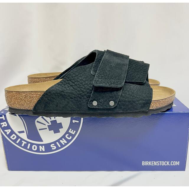 BIRKENSTOCK(ビルケンシュトック)のビルケンシュトック Kyoto レザー サンダル BIRKENSTOCK 黒 メンズの靴/シューズ(サンダル)の商品写真