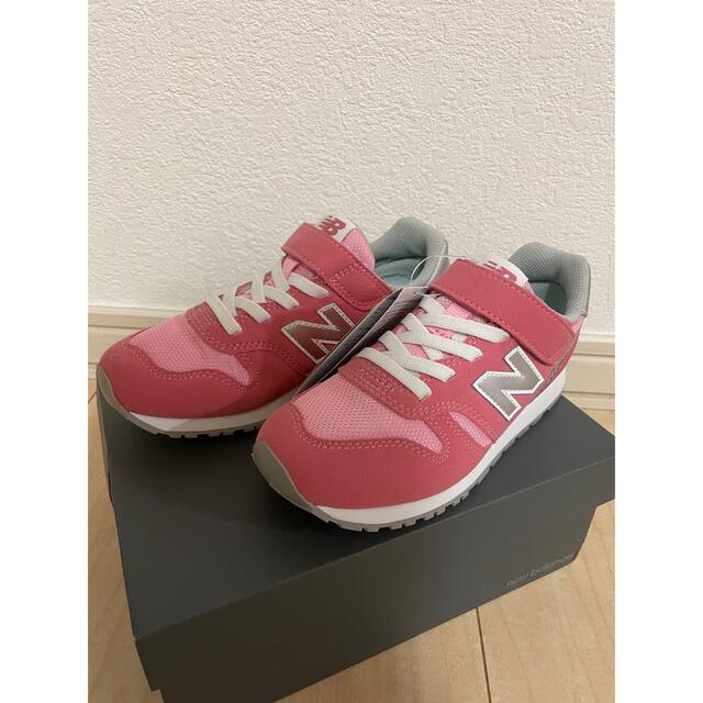 New Balance(ニューバランス)のニューバランス　スニーカー　19cm キッズ/ベビー/マタニティのキッズ靴/シューズ(15cm~)(スニーカー)の商品写真