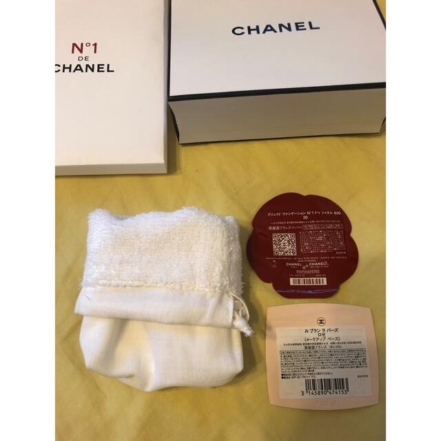 CHANEL(シャネル)のシャネル　CHANEL ドゥシャネル　ノベルティー　巾着 エンタメ/ホビーのコレクション(ノベルティグッズ)の商品写真