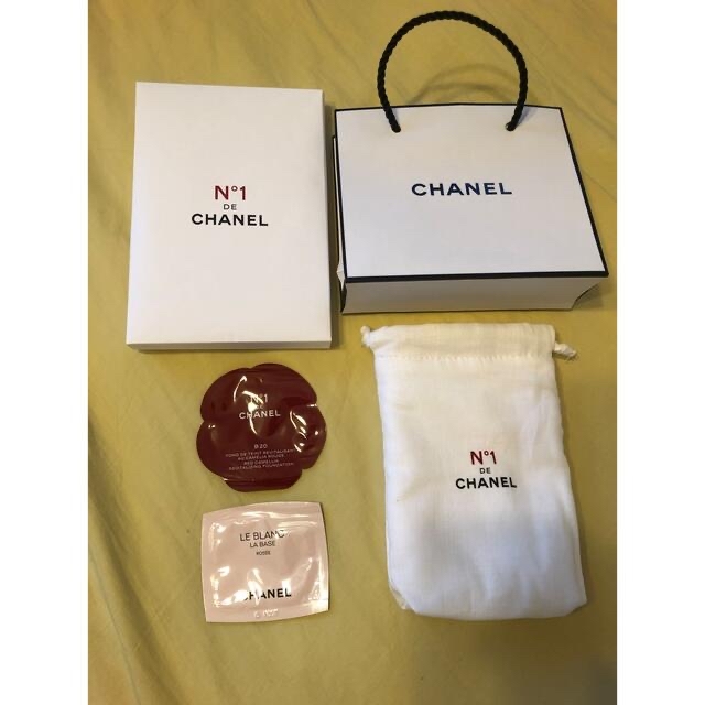 CHANEL(シャネル)のシャネル　CHANEL ドゥシャネル　ノベルティー　巾着 エンタメ/ホビーのコレクション(ノベルティグッズ)の商品写真