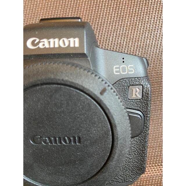 Canon(キヤノン)のCanon ミラーレス一眼  EOS R ボディ スマホ/家電/カメラのカメラ(ミラーレス一眼)の商品写真